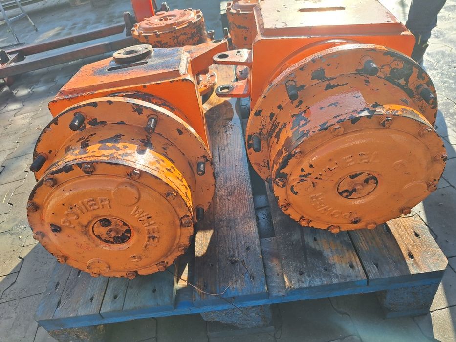 Zwolnica zwyżka JLG 600AJ