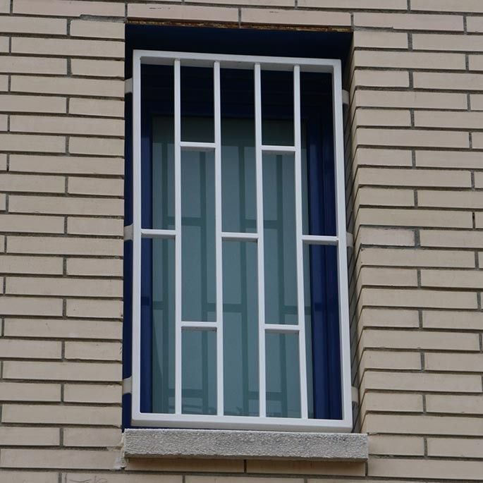 Виготовлення та зварювання: перила сходи навіси забори козирьок ворота