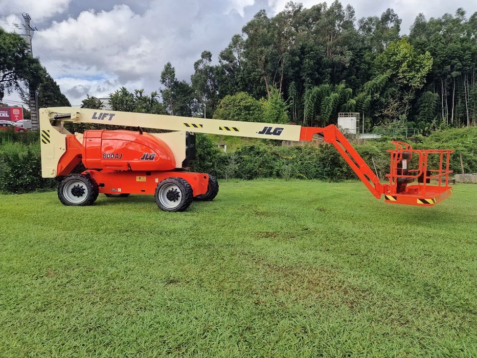 Plataforma elevatória jlg 26 m