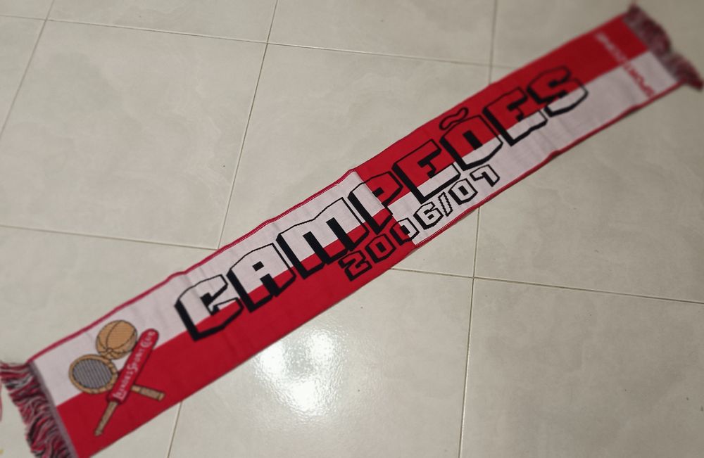 cachecol do Leixoes Campeao