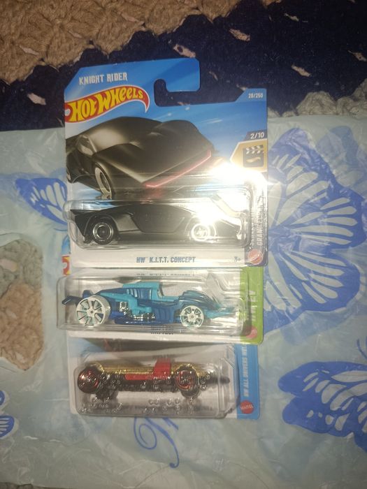 Carros Hotweels novos