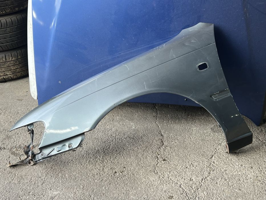 Guarda Lamas ESQ Toyota Corolla XLi 1994