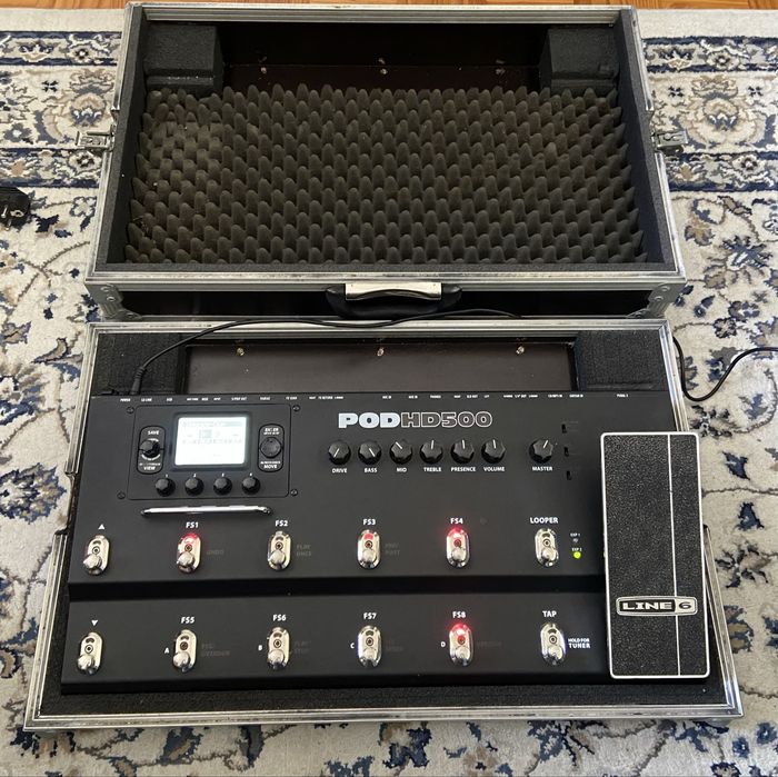 LINE 6 POD HD 500 + Hard case thon profissional