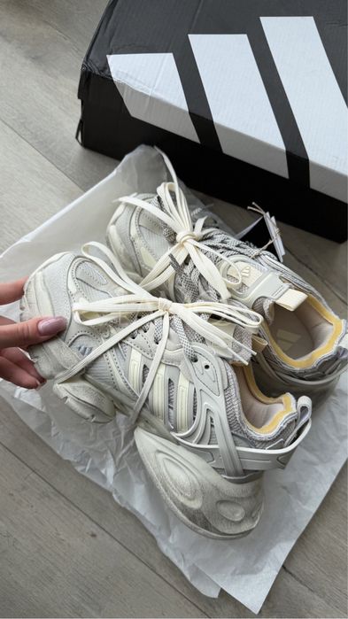 Кросівки Adidas XLG жіночі