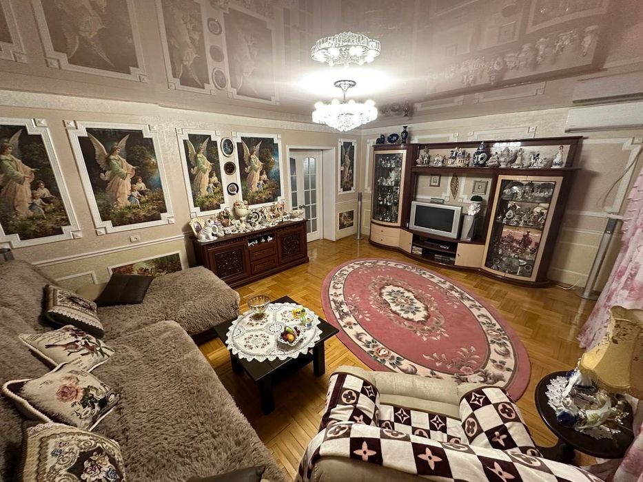 Продам 3 ком Квартира Калиновая Дом Быта Слобожанский