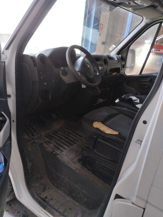 Oportunidade: RENAULT Master III (2019) Van 2.3 dCi Diesel 146 cv / 107 kW - Mecânica a 100% / Pronta a Trabalhar!