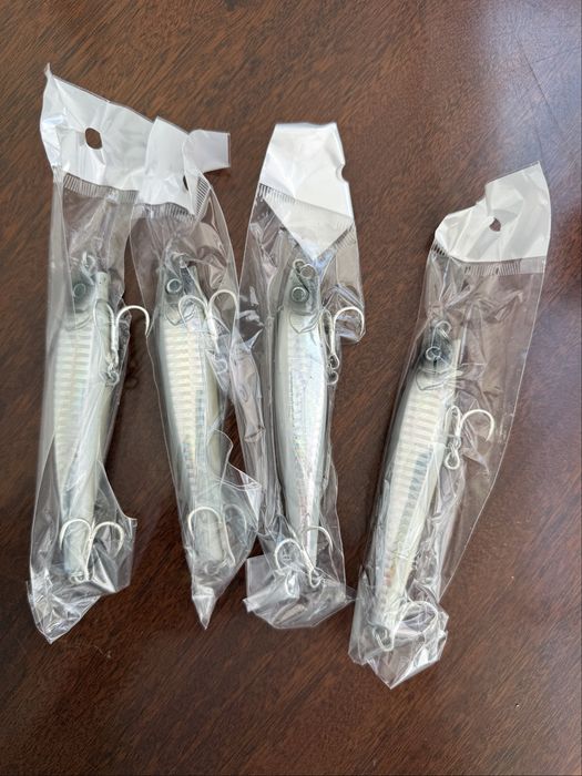 Minnows Prateados Escamados – Novos e Selados