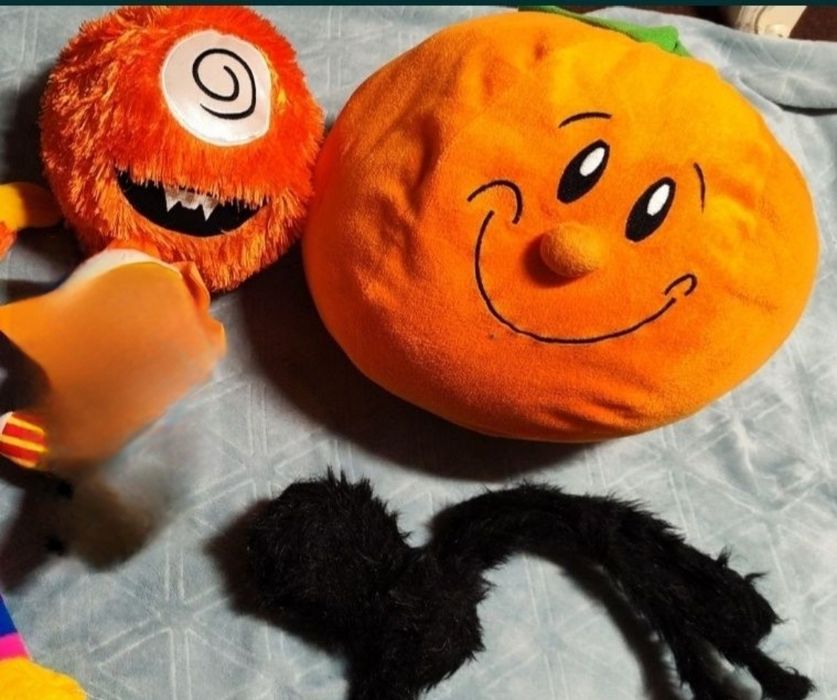 Maskotki na Halloween straszne brzydkie odrażające