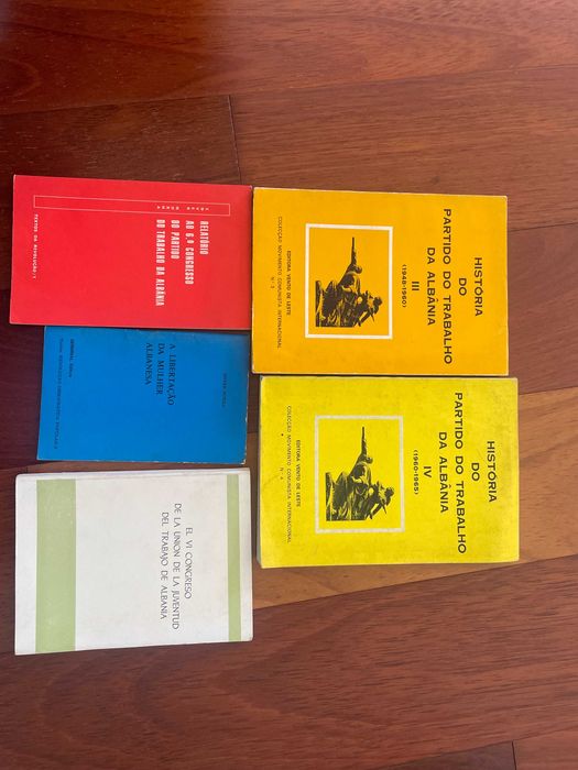 Livros Antigos | Albânia