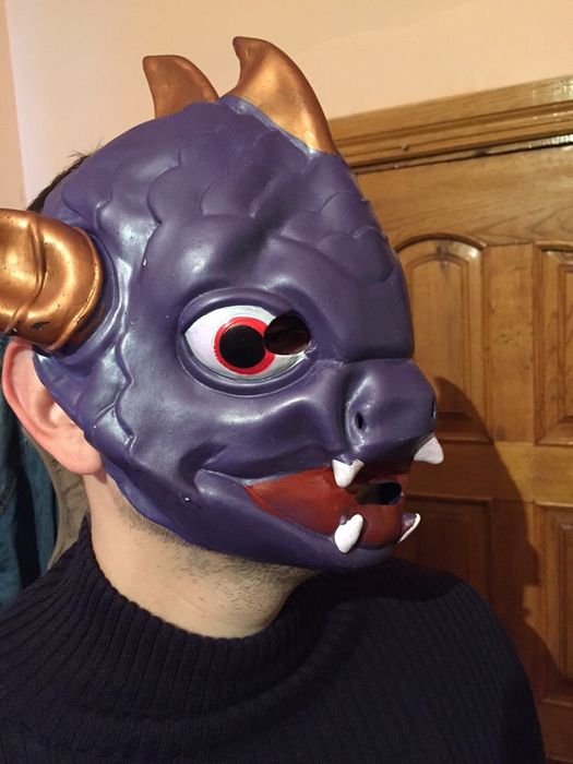 Карнавальная маска