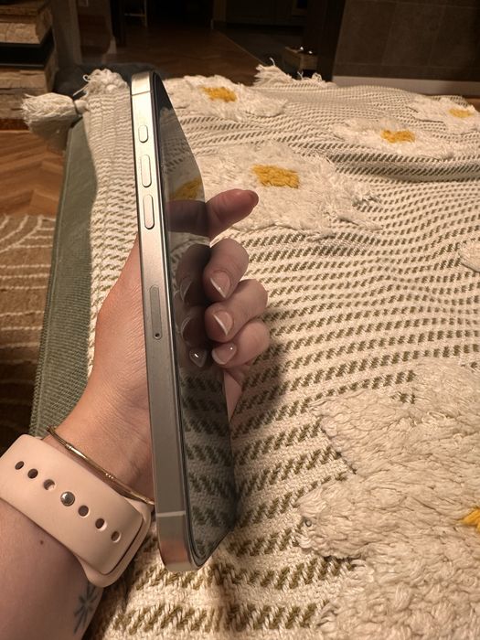 Iphone 15 pro max - idealny