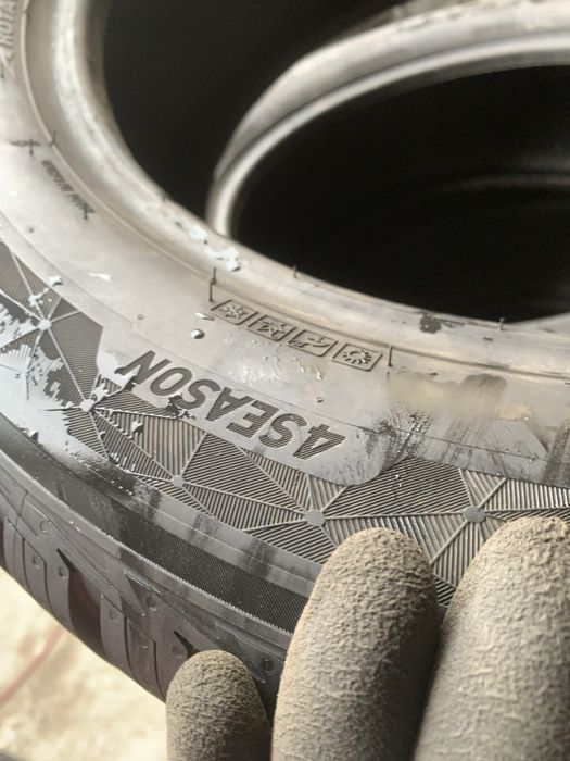 235/55R18 Kumho 4season 2022 (2шт)