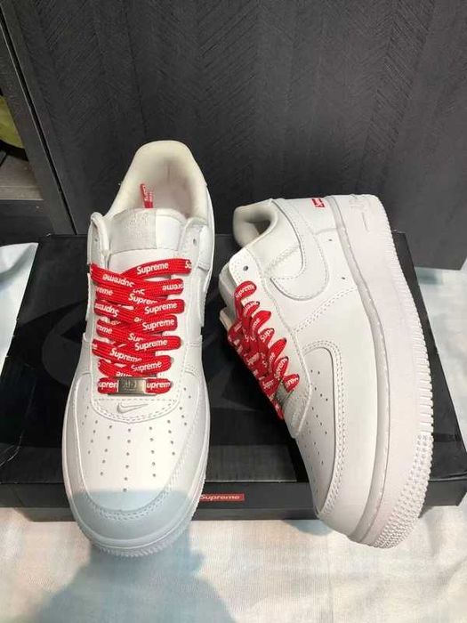 Nike Air Force 1 Low Supreme White R.38