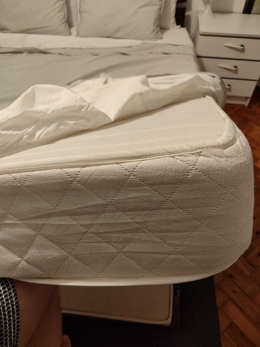 Cama de Casal Queen 160x200cm com colchão