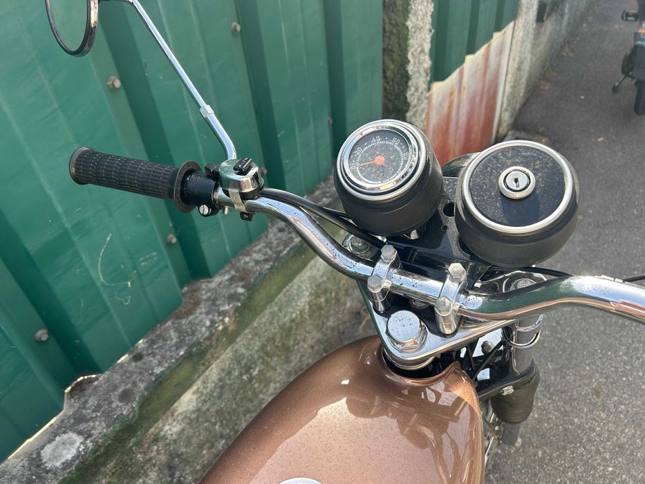 Motorizada Macal M80