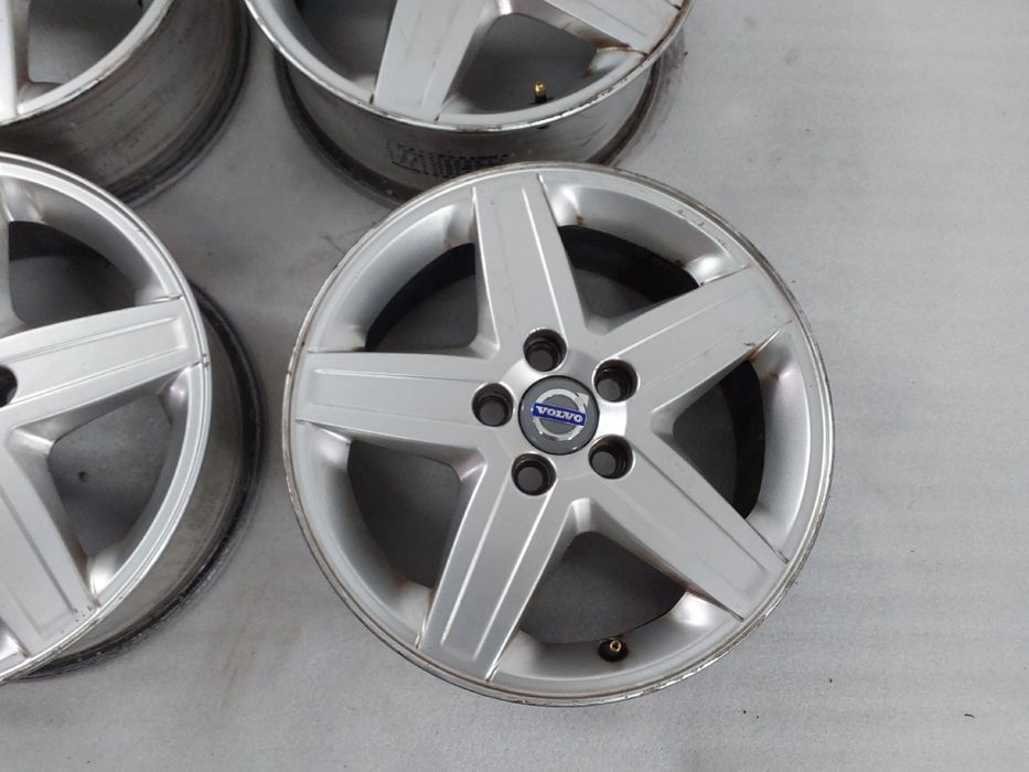 Conjunto de jantes VOLVO V50 (MW)