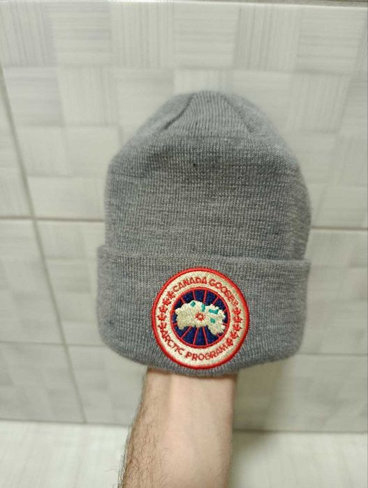 шапка-бини Canada Goose серая оригинал