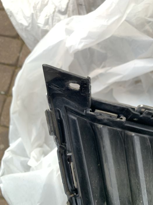 Skoda Superb 2 FL lifting grill atrapa 2013 -