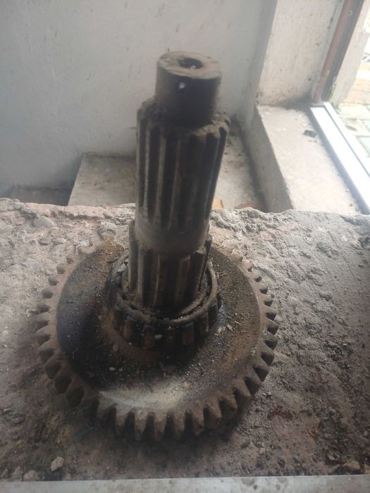 Вал вторинний до МТЗ