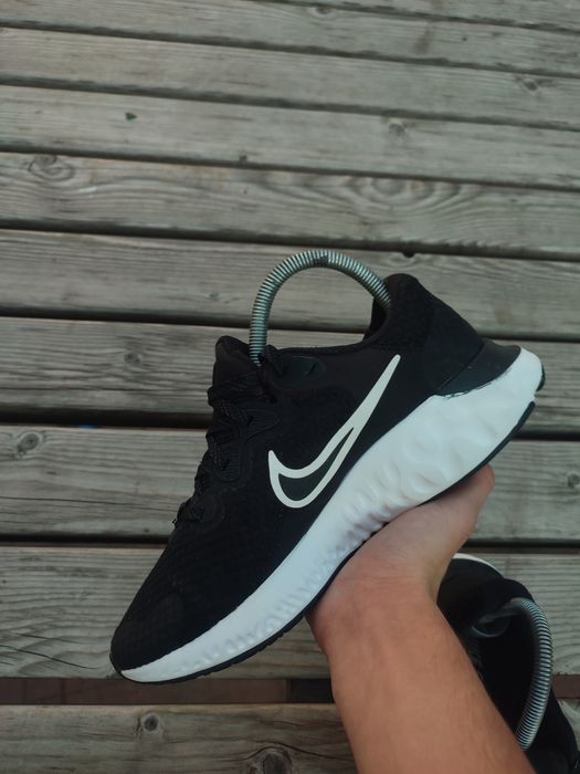 Кросівки Nike Renew Run 2,39 розмір,24.5-25 см по устілці