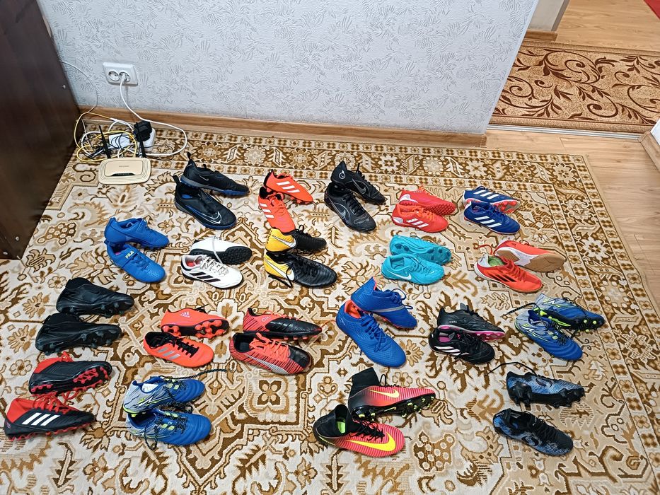 Бутси футбольні всі розміри
