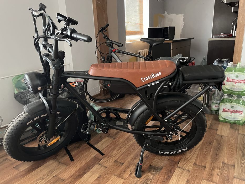 Rower z wspomaganiem elektrycznym Cross Boss