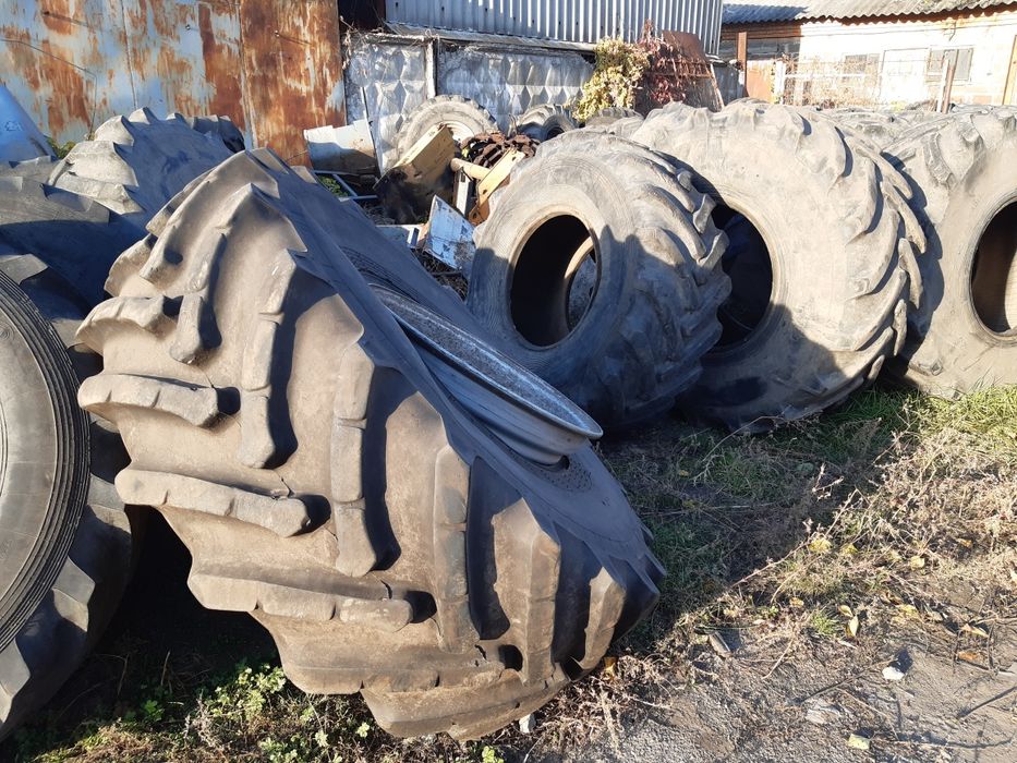 Продам колесо т 150 r24, r26