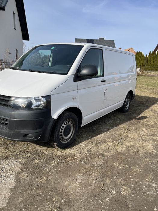 Auto dostawcze Volkswagen T5