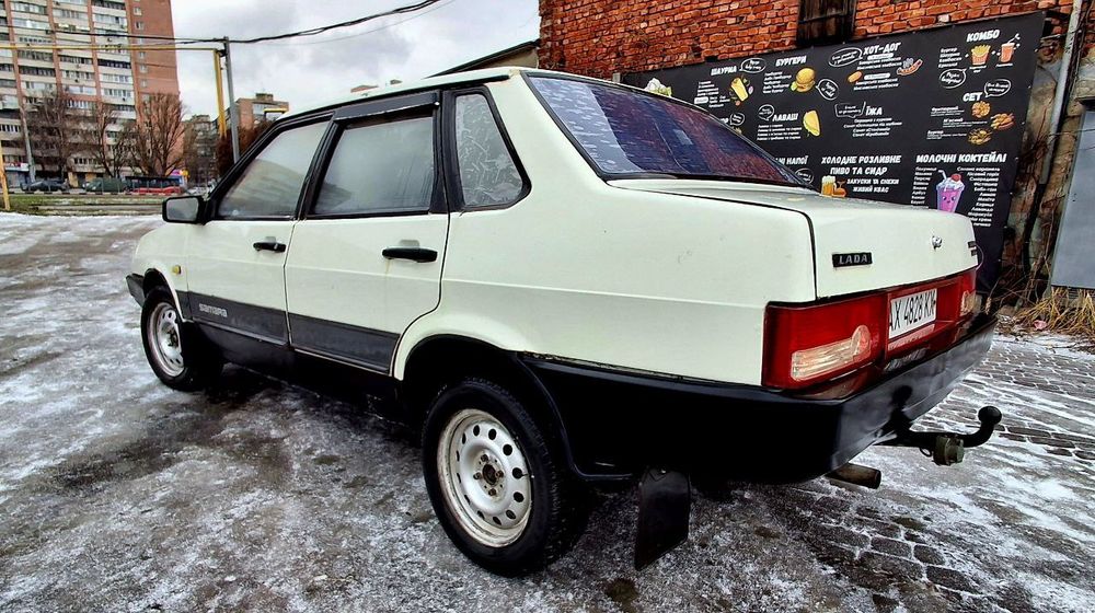 Срочно продам ВАЗ 21099 БЕНЗИН на ходу