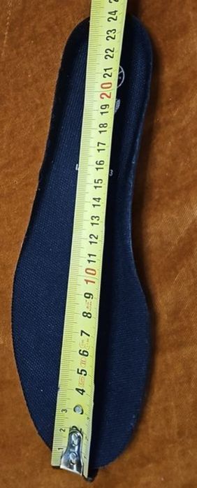 Зимние трекинговые ботинки, кроссовки, сапоги.