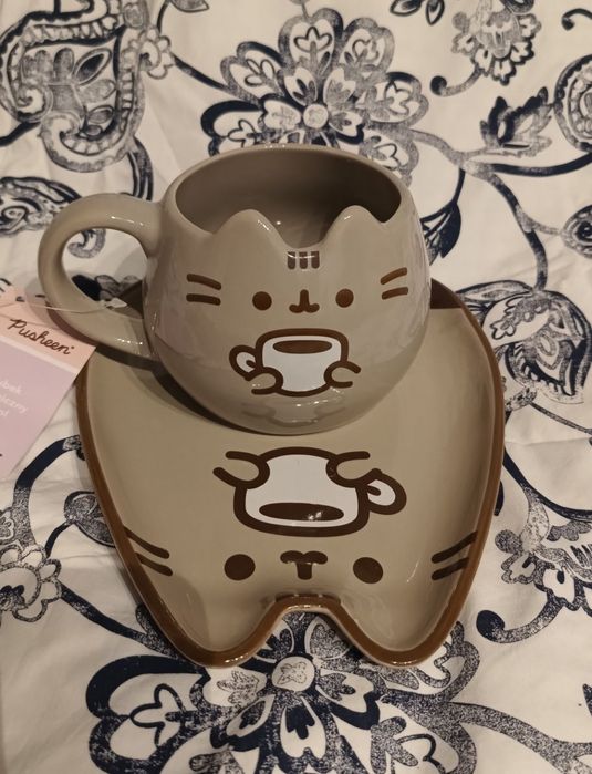 Pusheen kubek +talerzyk