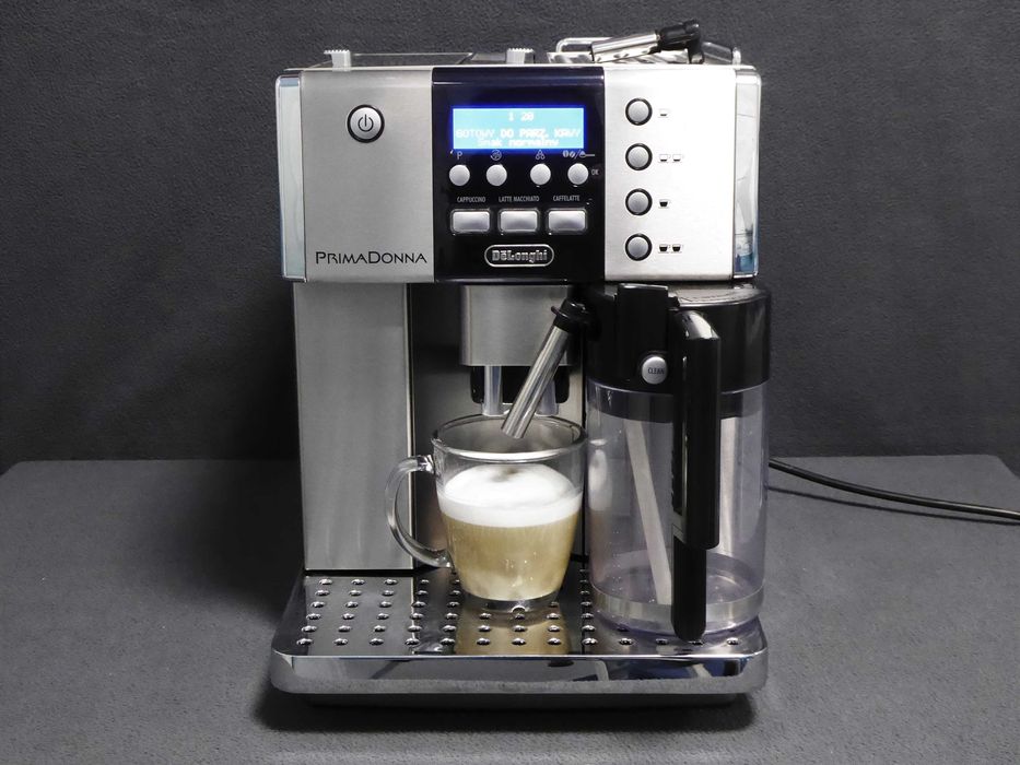 Ekspres do kawy Delonghi Primadonna ESAM6600 latte cappuccino po serwisie
