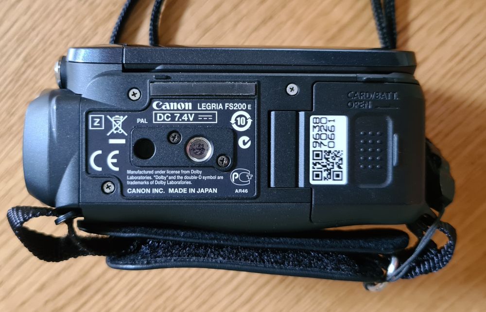 Цифрова відеокамера Canon