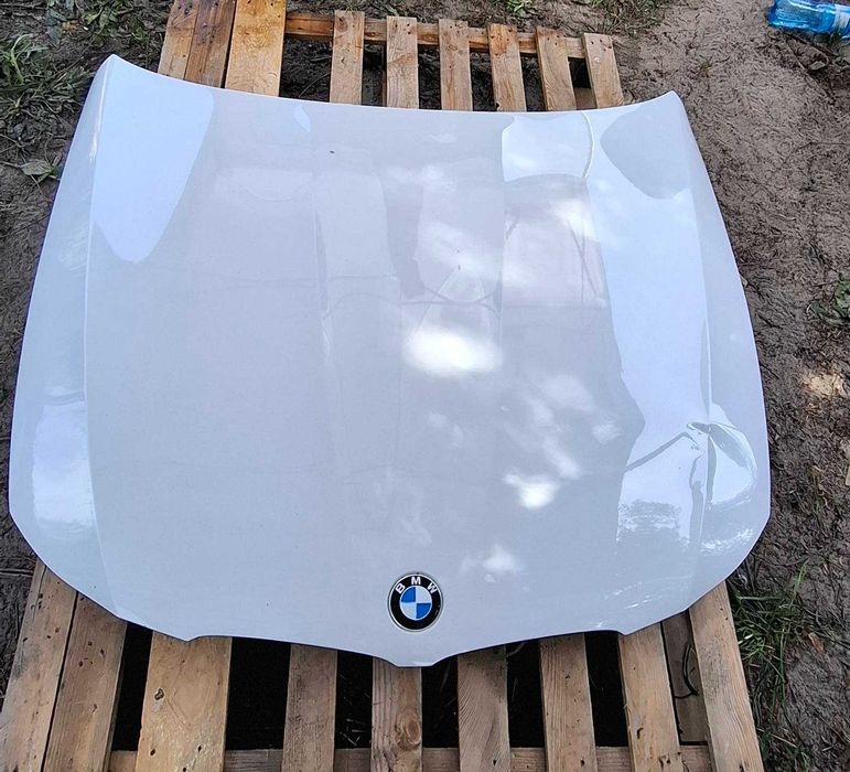 Maska BMW E90 kolor A300