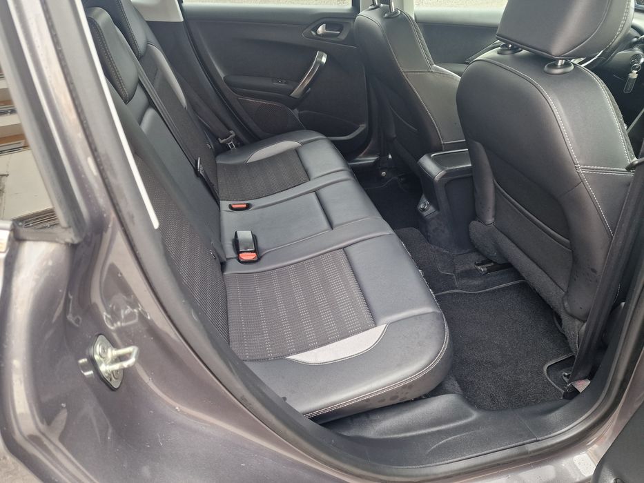 Peugeot 2008 1.4hdi allure