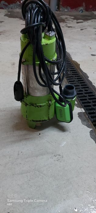 Bomba de água submersivel