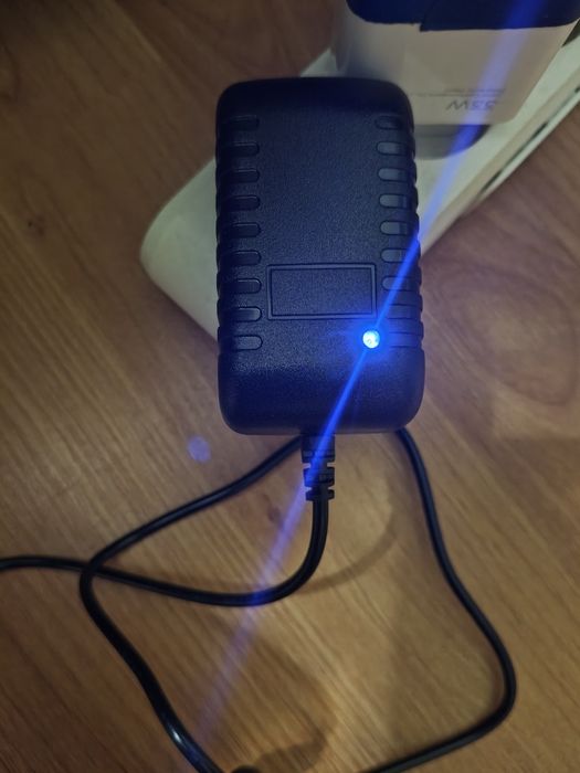 Блок живлення, адаптер 12v-2А