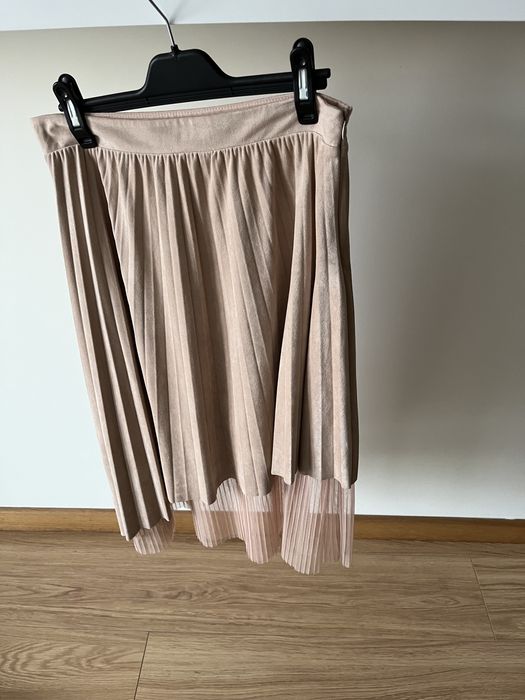 Saia Plissada Mango Rio de Mouro •