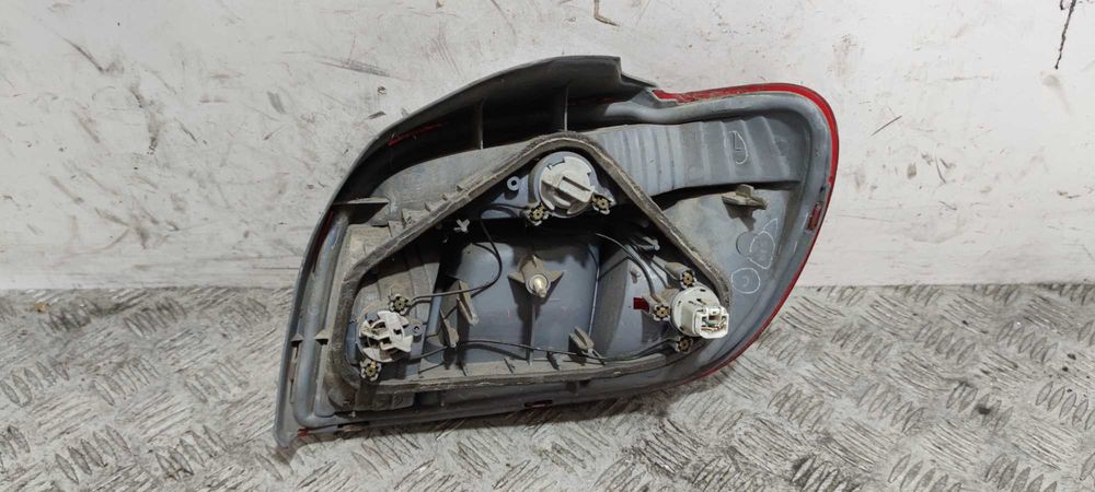 Toyota Yaris I Lampa Lewy Tył Lewa Tylna LT
