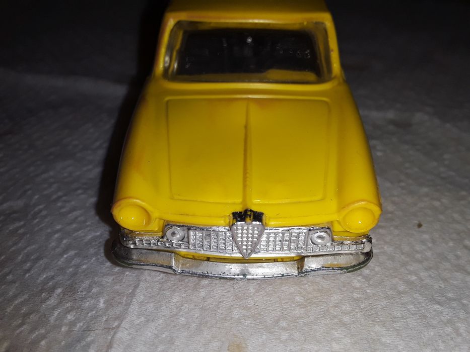 Моделька автомобиля "Альфа Ромео 2600"