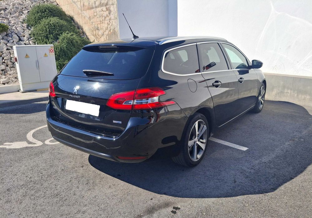 Peugeot 308 SW Blue HDI 120cv Allure Start&Stop — photo 5