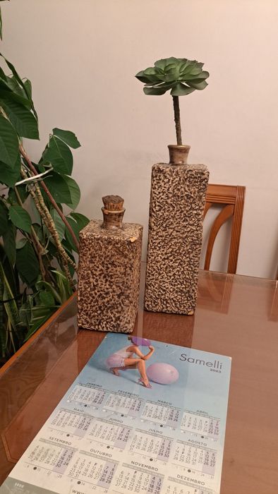 2 peças de louça de decoraçao usadas