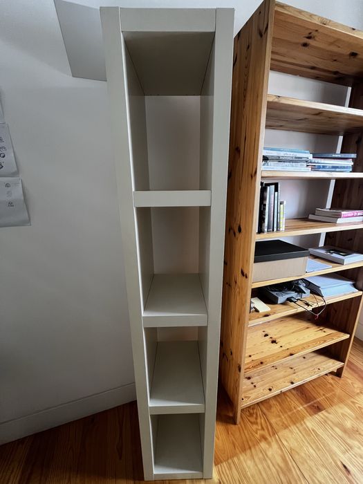 Estante IKEA branca