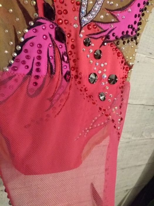 Strój startowy do gimnastyki artystycznej 134