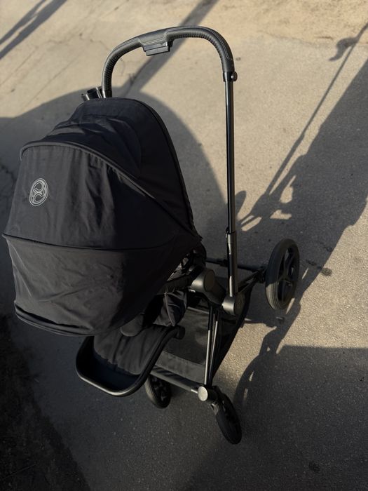 Продам Cybex Priam Platinum 2025 года