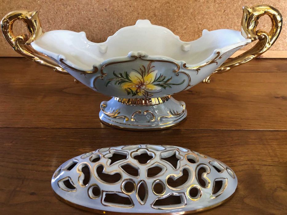 Floreira lindíssima da fabrica Raul da Bernarda de Alcobaça