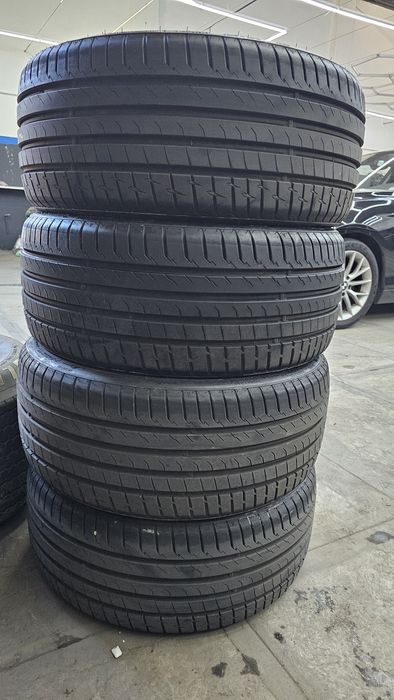 Pneus 225/35 R19