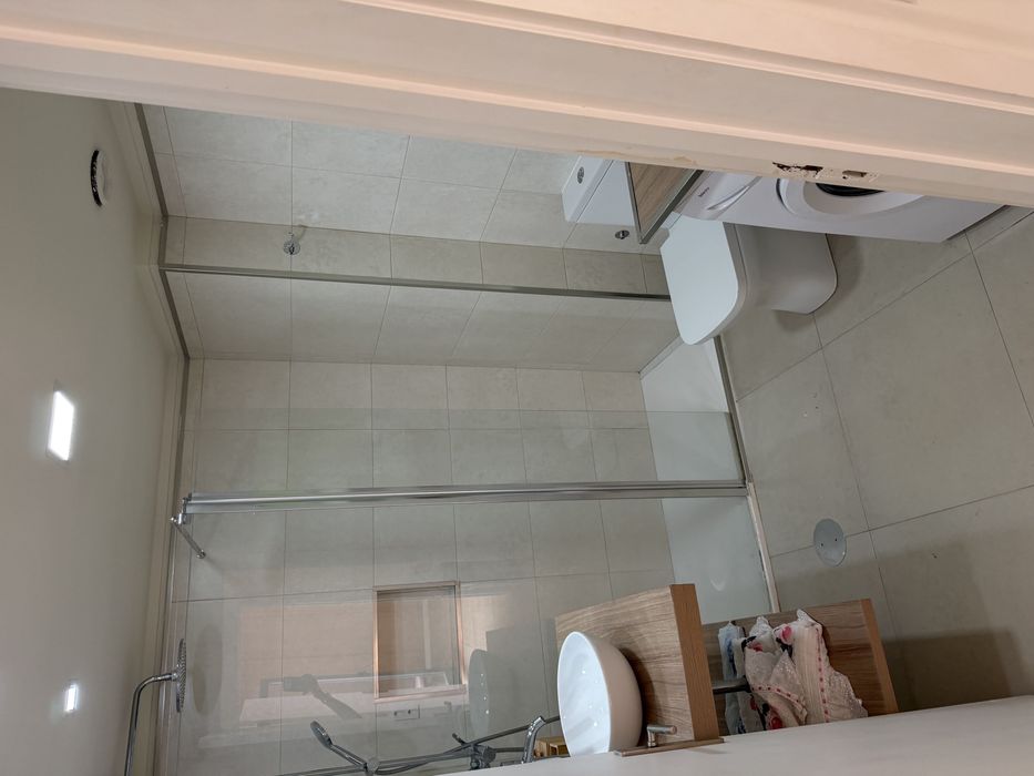 T1 Premium Mobilado com Varanda | Vista Parcial de Mar | Rua de Trás – Vila Nova de Gaia