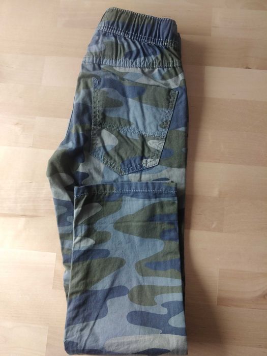 Calças Novas 6 anos Várias