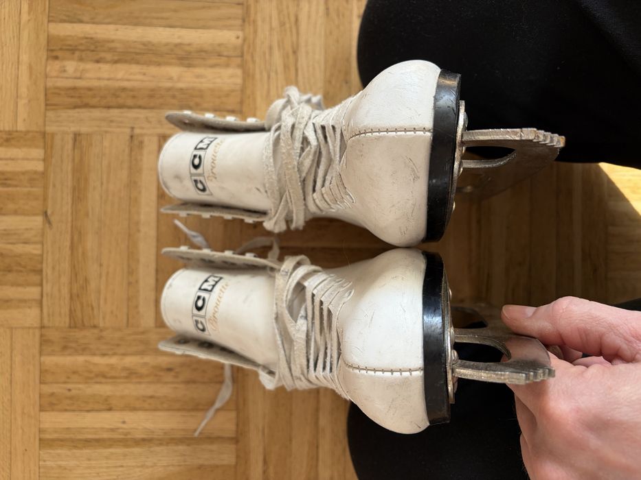 Łyżwy figurowe CCM Pirouette